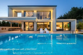 Ovacik designer five bedroom furnished villa